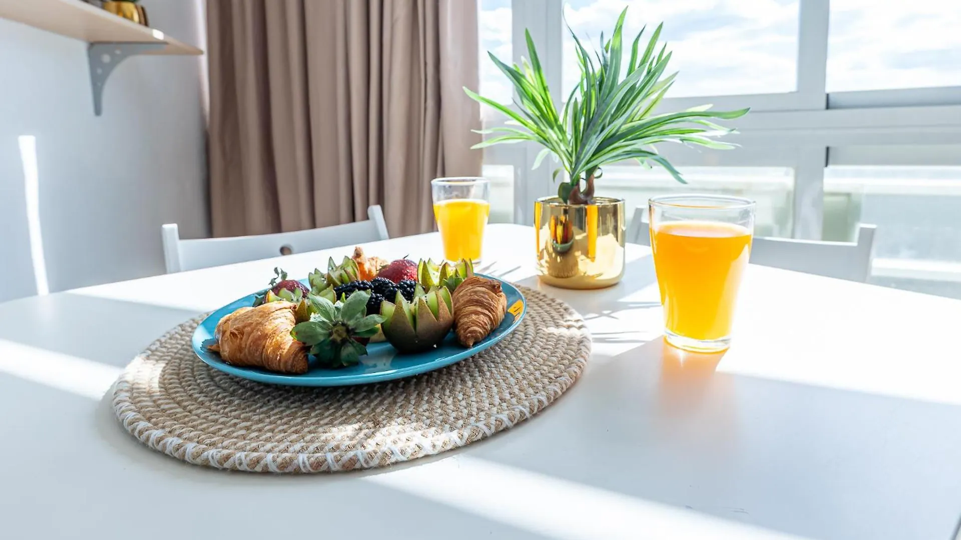 797 Holiday Rentals- Moderno, Centrico Y Espacioso Estudio Benalmádena 0*,  Spanien