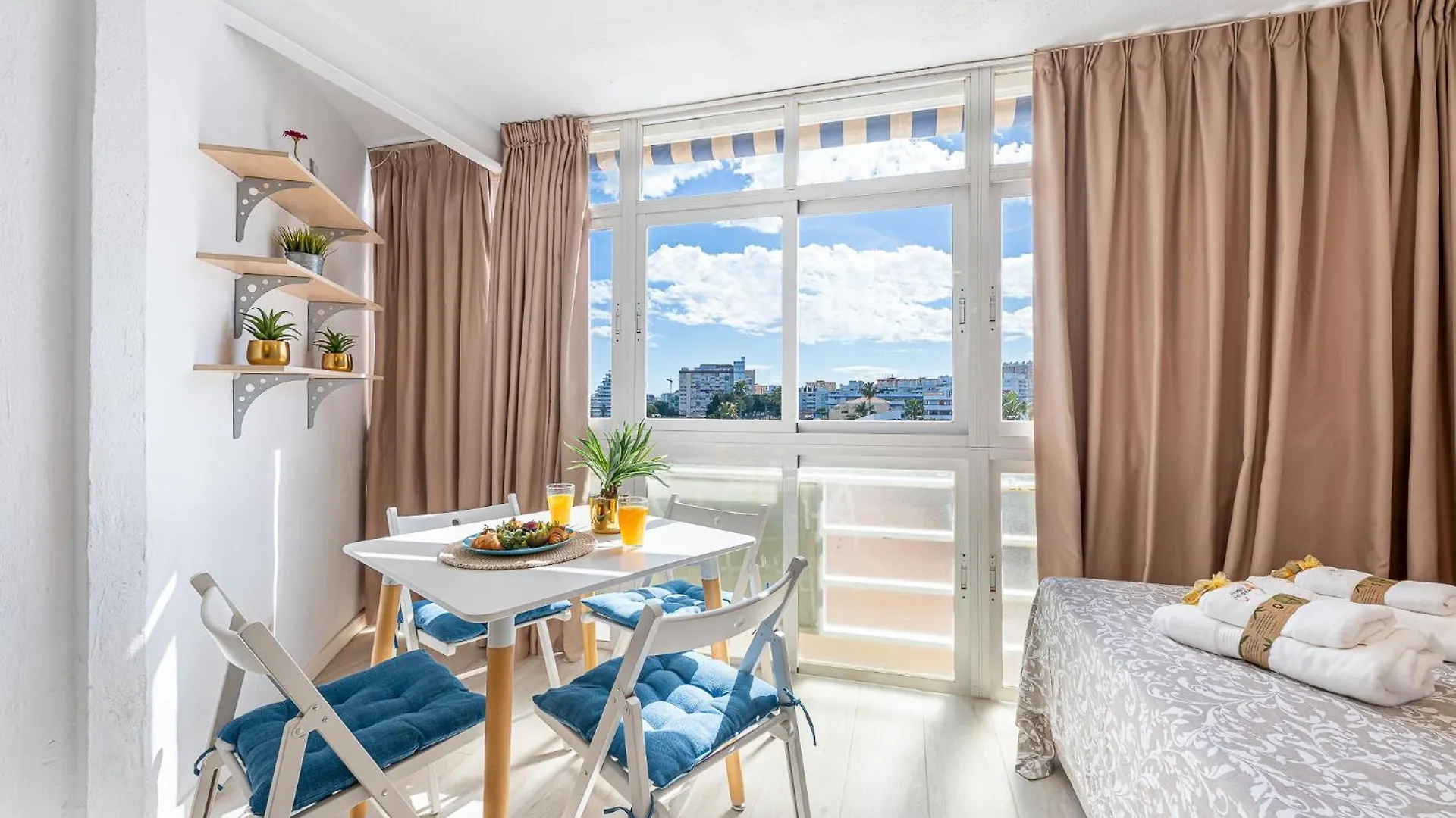 797 Holiday Rentals- Moderno, Centrico Y Espacioso Estudio Benalmadena