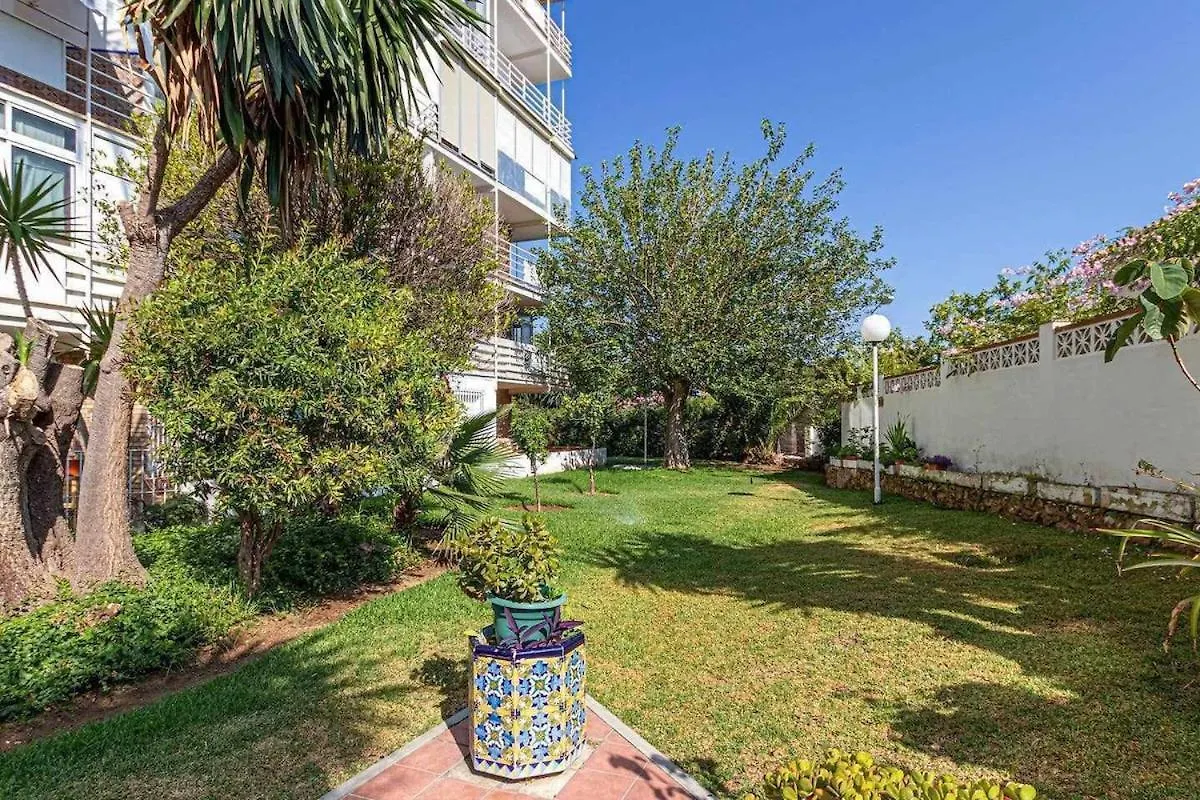 797 Holiday Rentals- Moderno, Centrico Y Espacioso Estudio Benalmadena Apartment